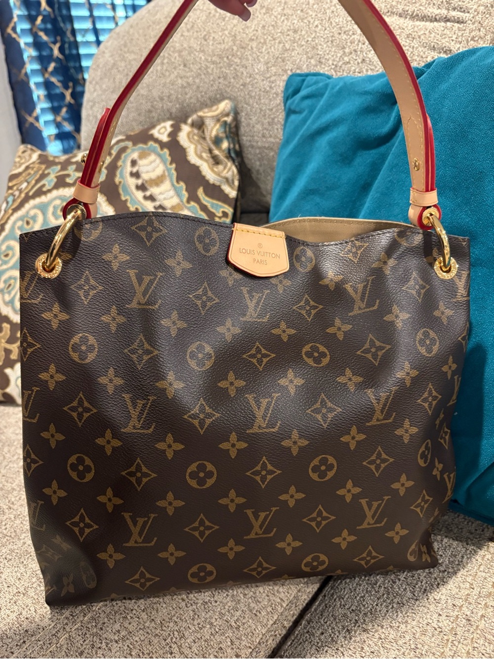 Brown pattern purse